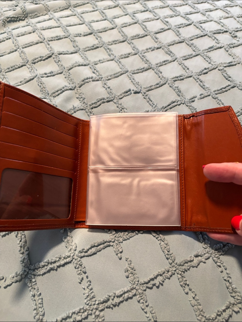 Pebbled Leather Bifold Wallet in Cream and Brown Vintage Dooney & Bourke - Picture 7 of 7